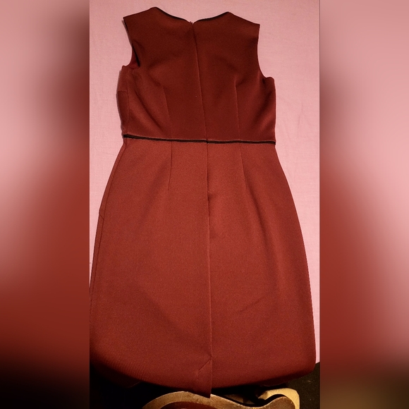 Enfocus Studio Sleeveless Deep Burgundy Midi Dress. Ladies Size 6. NWOT - Picture 8 of 8